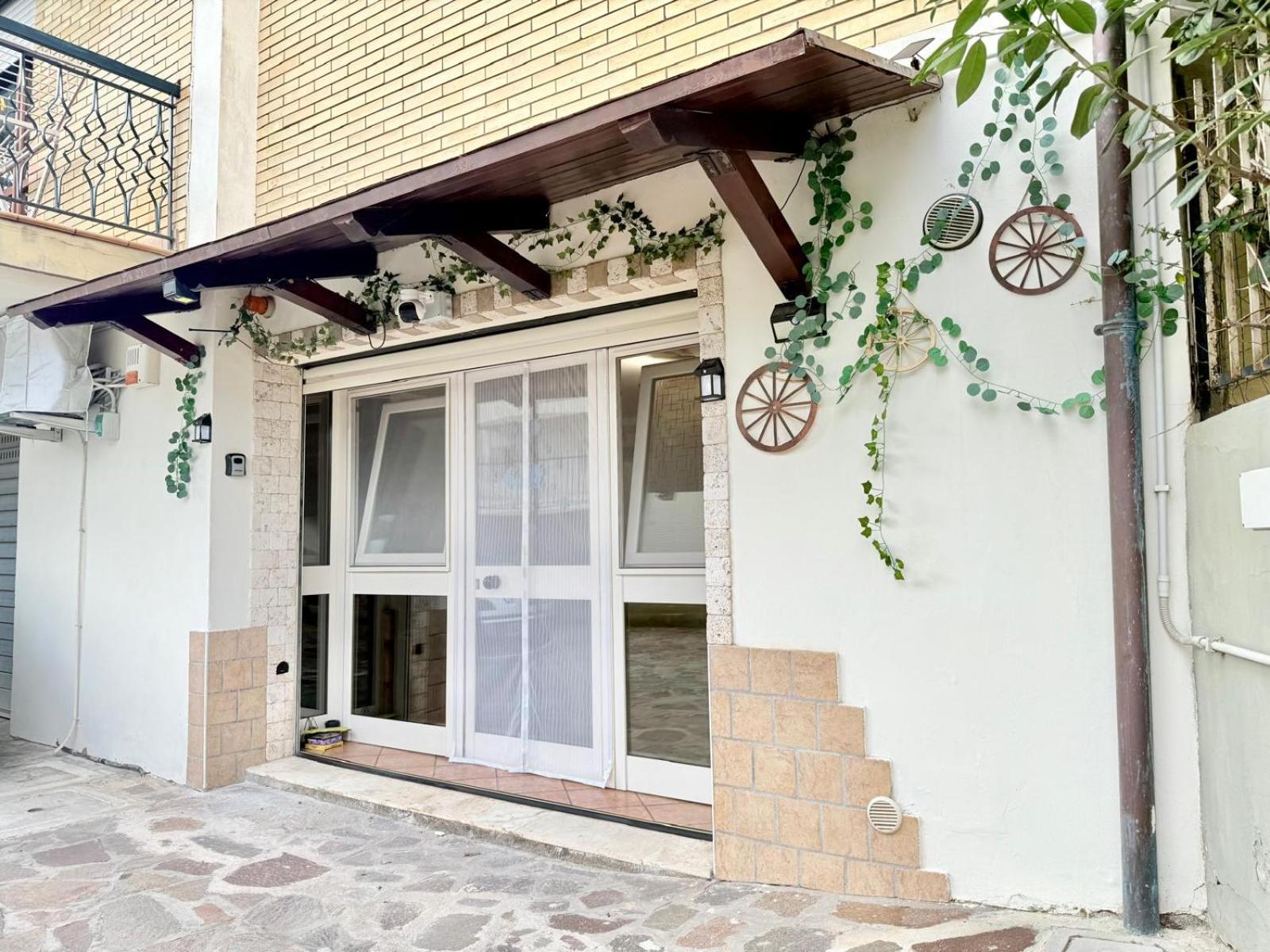 Open Space Littoria Latina Exterior foto